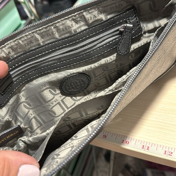 Dana Buchman wristlet large faux leather silver handbag cluch - Picture 4 of 4